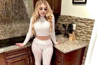 blue eyed bombshell - Image 4