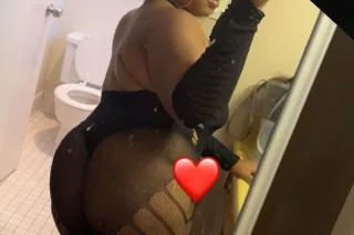 💦Belizean princess ready to play 👅😉 - Image 2